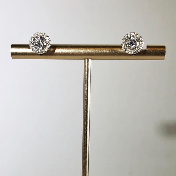 🎖HP🏅 925 Sterling Silver CZ Halo Studs - Picture 4 of 6